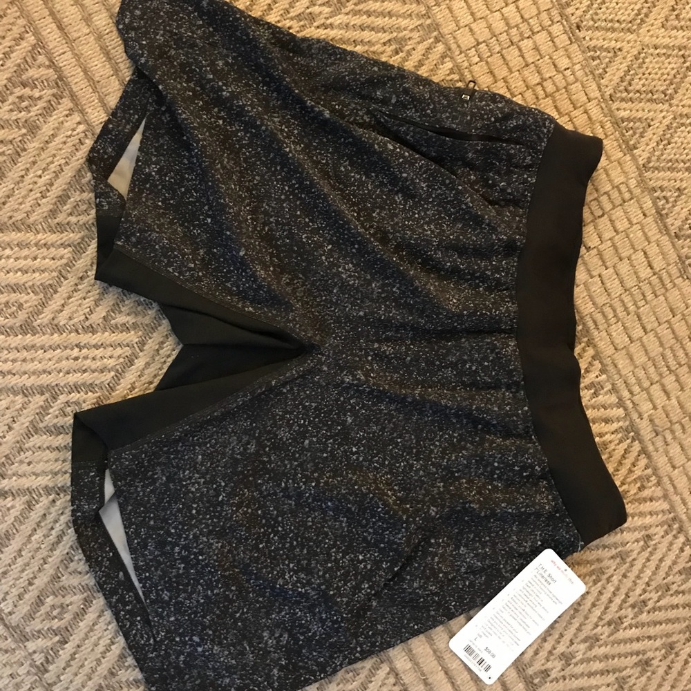 Lululemon short